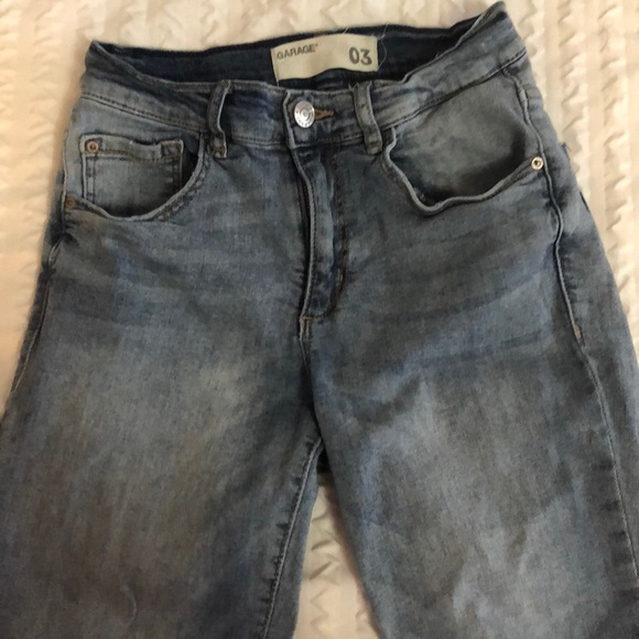 Jeans - Picture 2 of 3